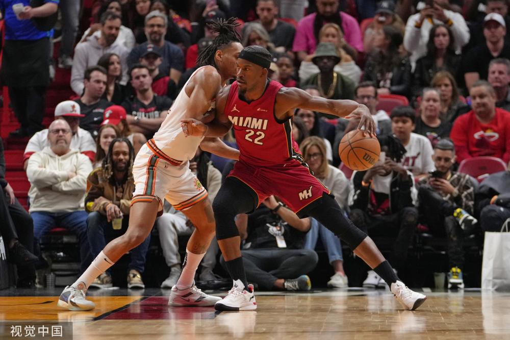 快征服了曼 快征服了曼