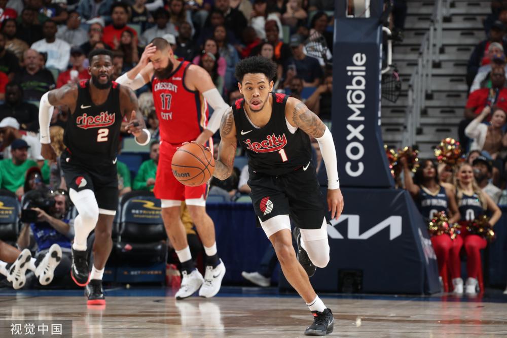 刻挺身而出 刻挺身而出